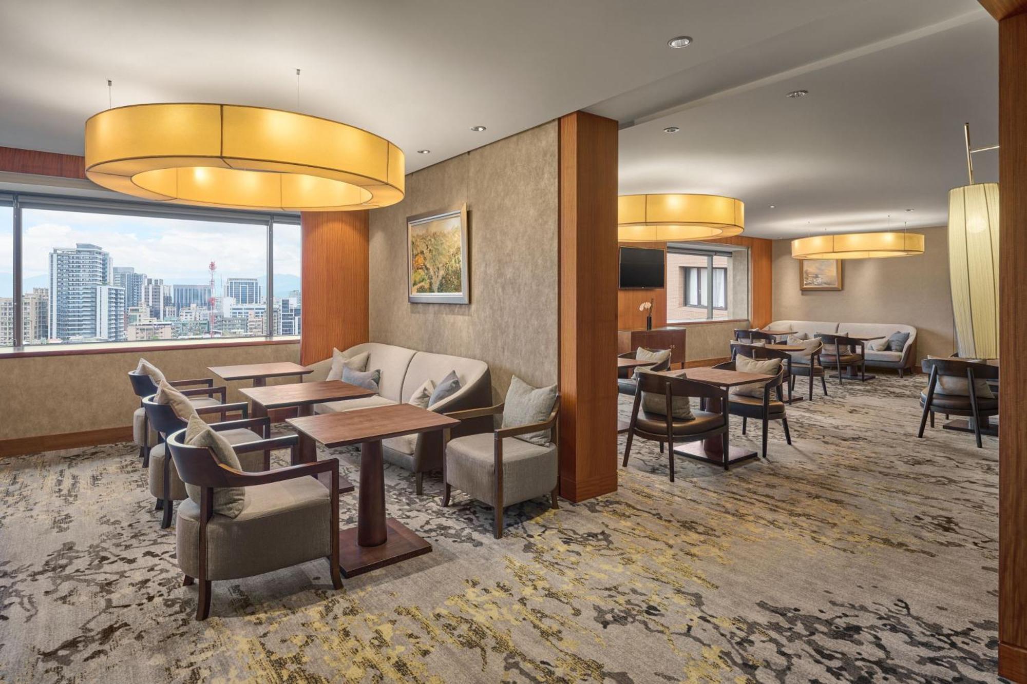 Sheraton Grand Taipei Hotel Buitenkant foto
