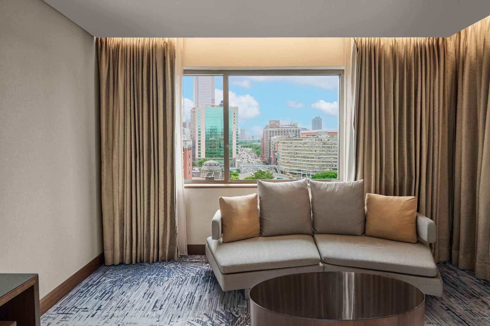 Sheraton Grand Taipei Hotel Buitenkant foto