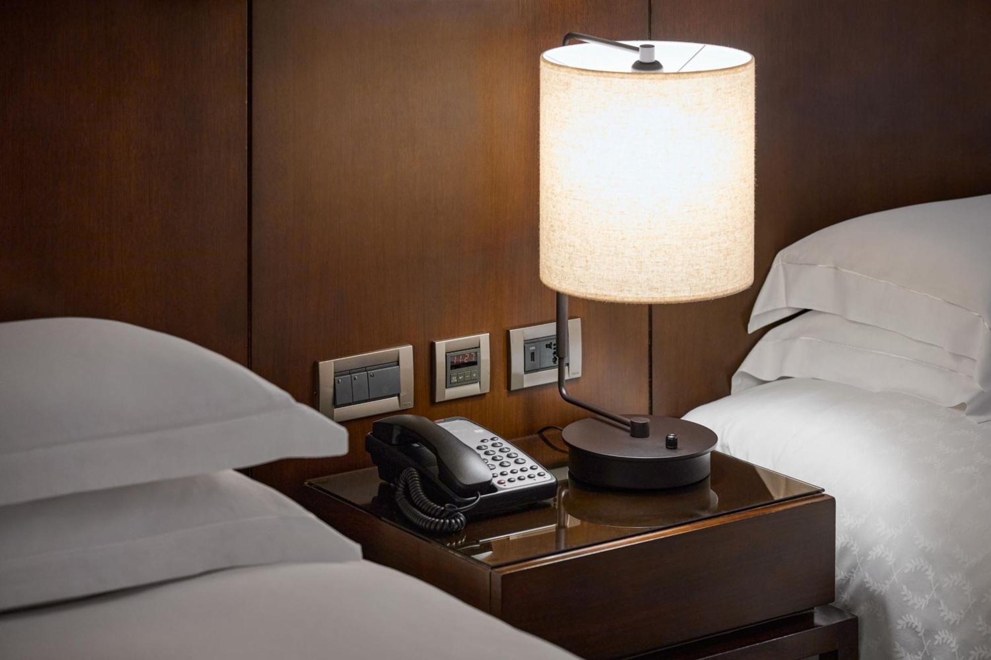 Sheraton Grand Taipei Hotel Buitenkant foto